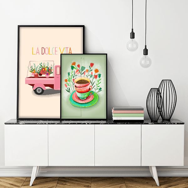 Bilde av to plakater designet av poppydesign