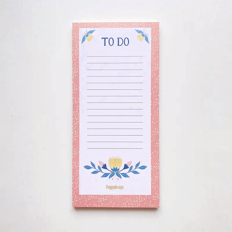 Bilde av en rosa to-do liste