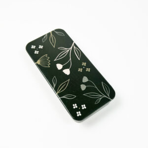 Elegang metallboks i mørk grøn nfarge og blomstermotiv